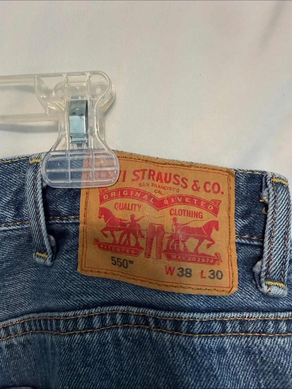 Levi's Men's Medium Blue Straight Jeans